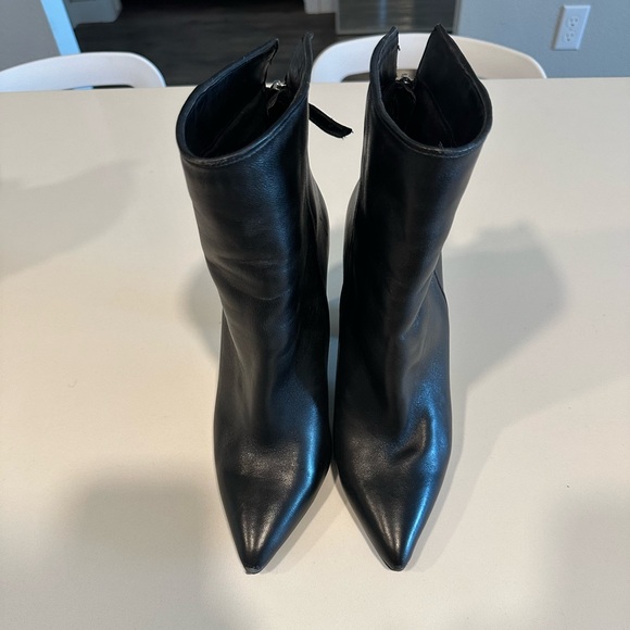 Steve Madden Shoes - Steve Madden Black Ankle Booties size 8 - 4”heel